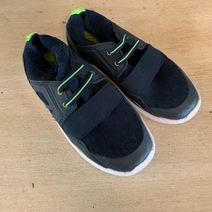Cat and jack toddler shoes